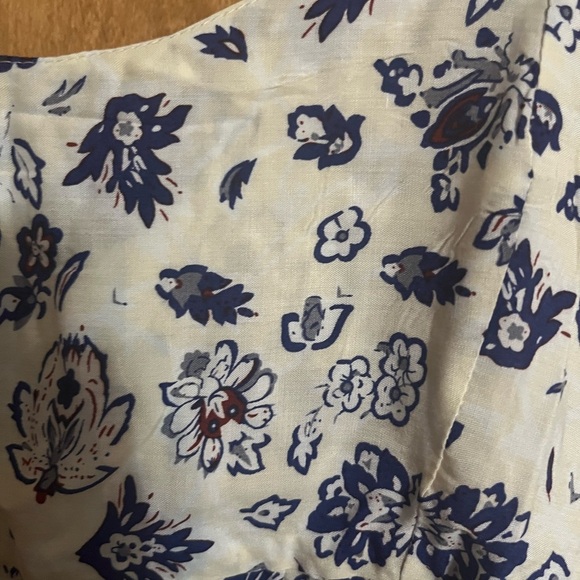 Pattern Print Women's Top - Picture 3 of 10